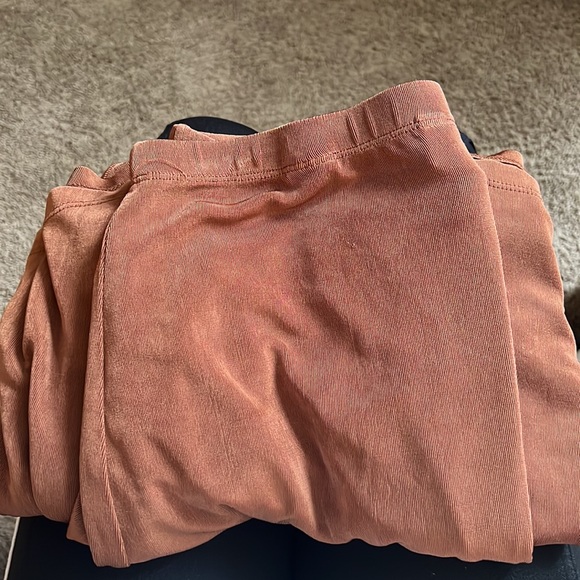 Renassiance Long Skirt. SMALL- Stretchable Material! Beautiful material - Picture 2 of 2